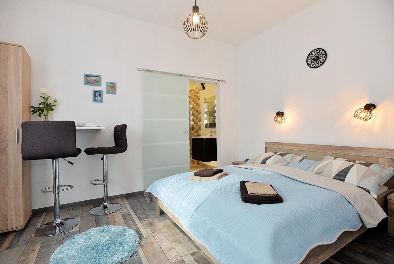 Nobilis Apartman Егер Екстериор снимка