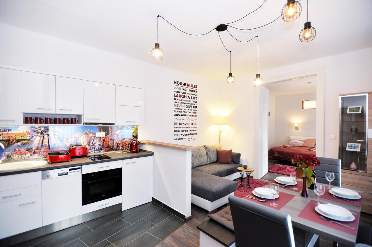 Nobilis Apartman Егер Екстериор снимка